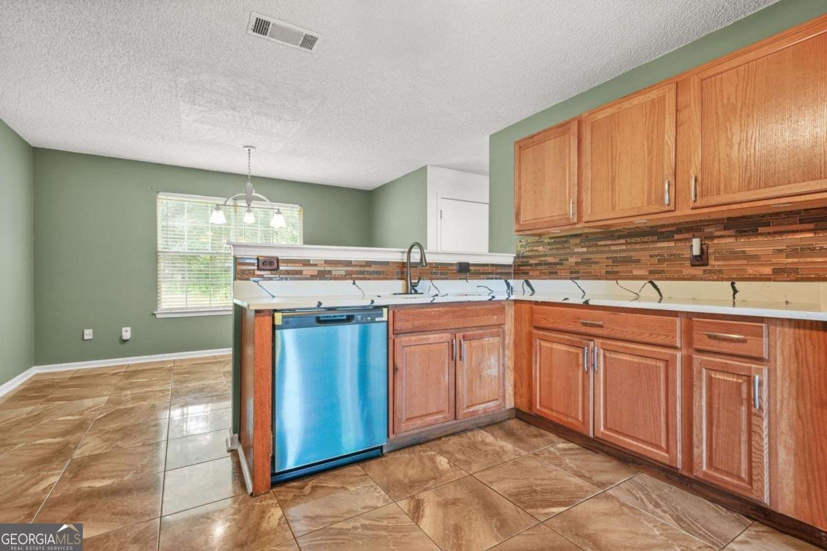 6799 Hill Creek Cove Lithonia - 17