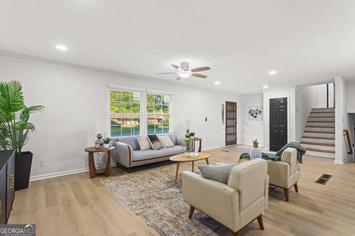1239 Teakwood Trail Stone Mountain - 7