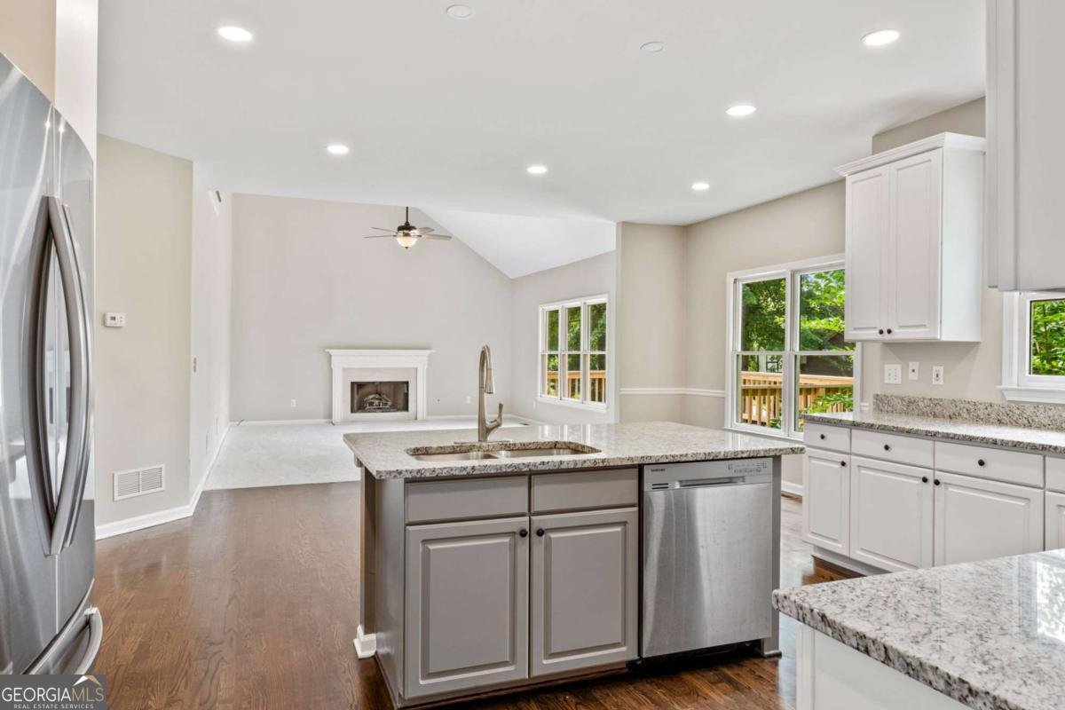11100 Chandon Way Johns Creek - 6