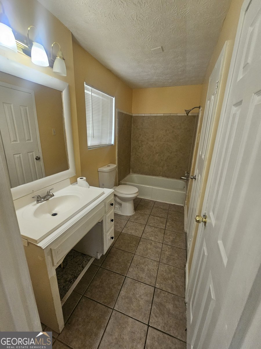 2670 Foxlair Trail South Fulton - 33