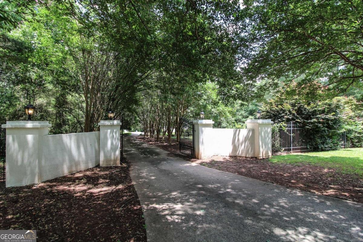 1061 Broadlands Drive Watkinsville - 3