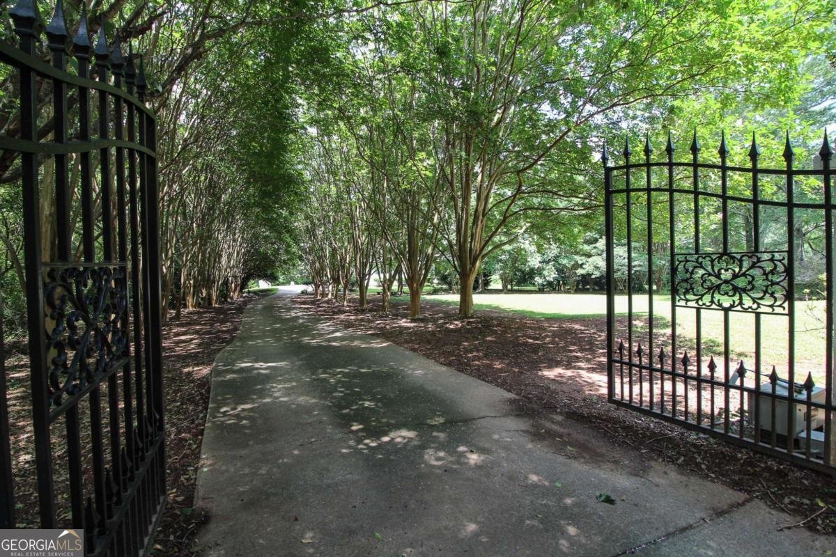 1061 Broadlands Drive Watkinsville - 5
