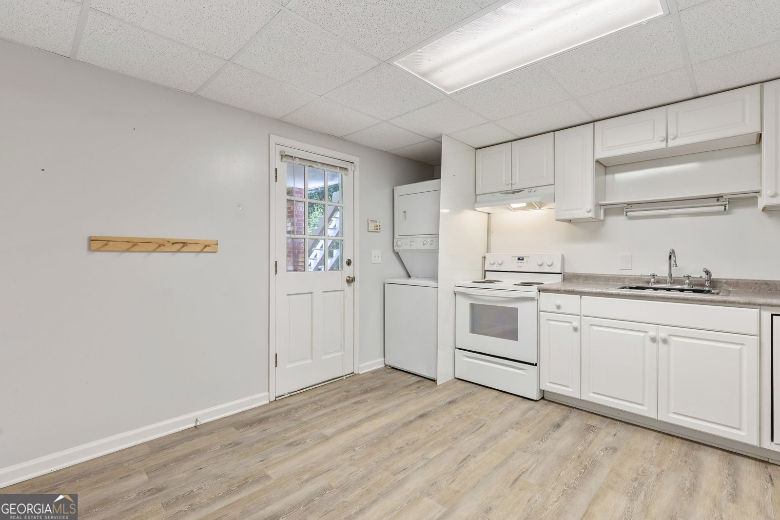 1904 Britt Drive Snellville - 27
