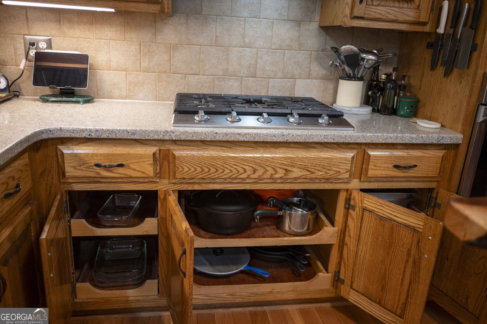 323 McCartan Trail Clarkesville - 13