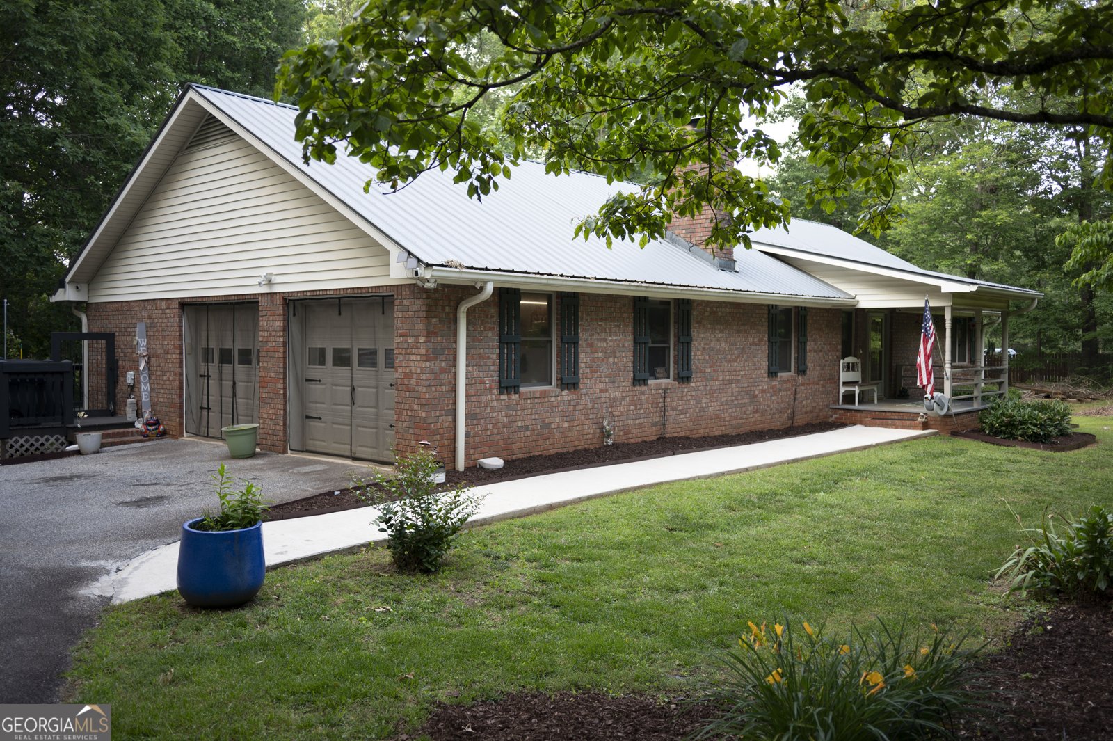 323 McCartan Trail Clarkesville - 3