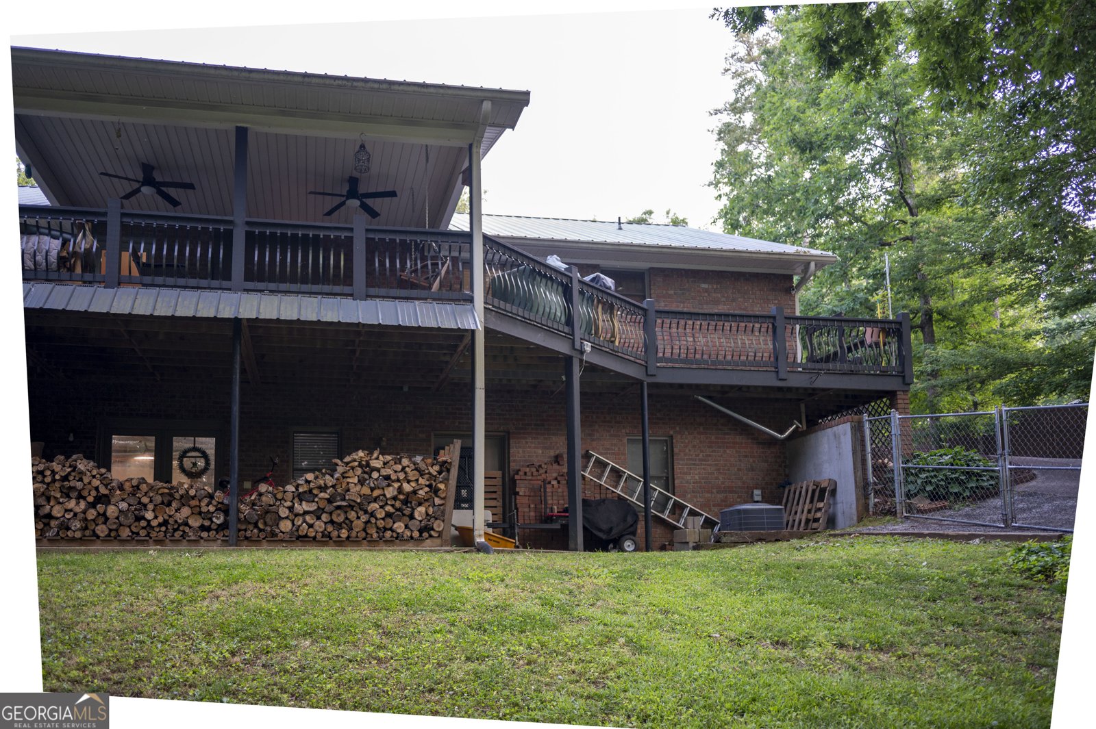 323 McCartan Trail Clarkesville - 79