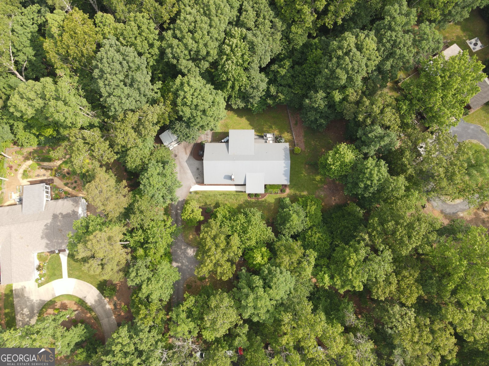323 McCartan Trail Clarkesville - 8