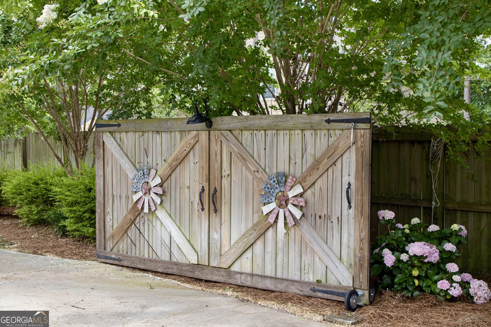 4940 Diamond Drive Lake Park - 18