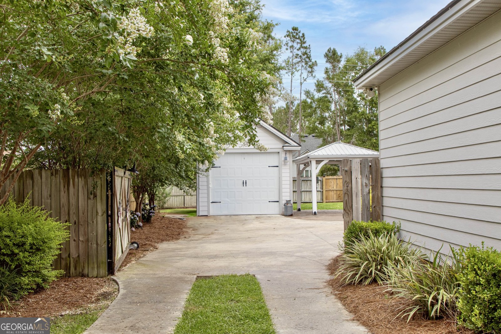4940 Diamond Drive Lake Park - 20