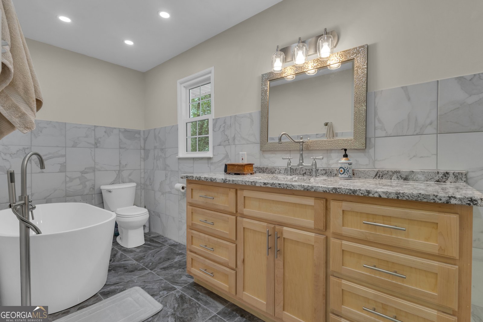 190 Willow Lake Lane Sharpsburg - 31