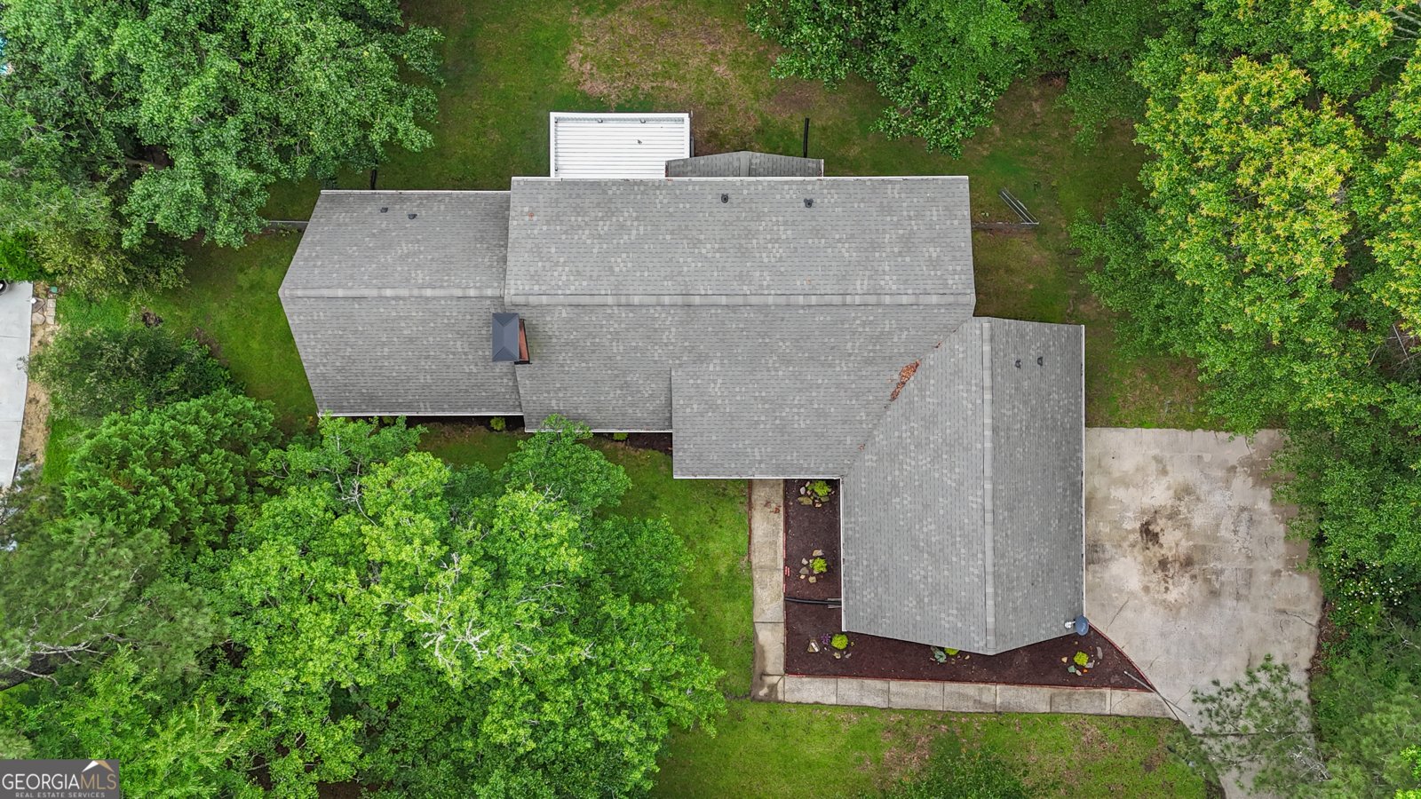 190 Willow Lake Lane Sharpsburg - 66