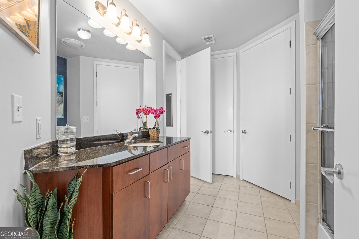 711 Cosmopolitan Drive Atlanta - 16