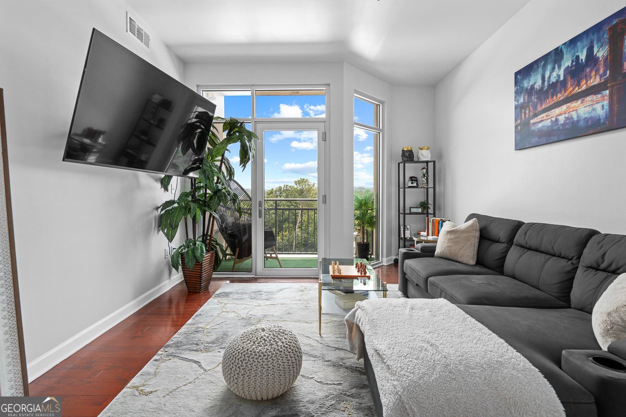 711 Cosmopolitan Drive Atlanta - 8