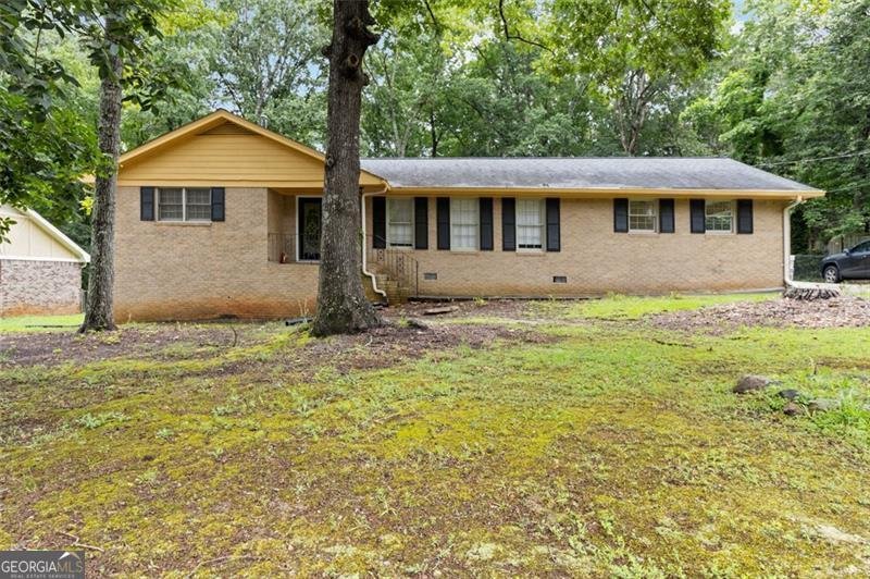 574 HORSESHOE Circle Lilburn - 1