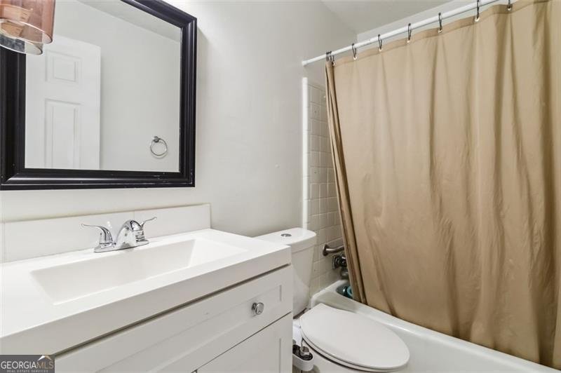 574 HORSESHOE Circle Lilburn - 19