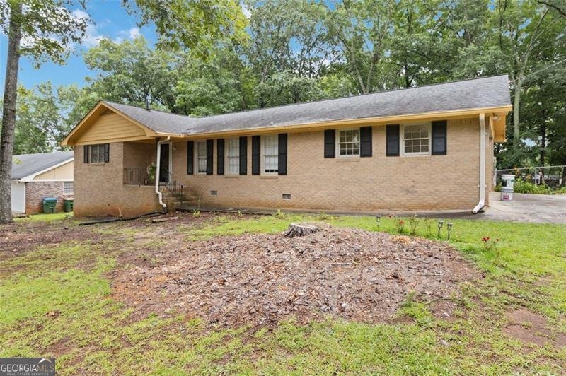 574 HORSESHOE Circle Lilburn - 3