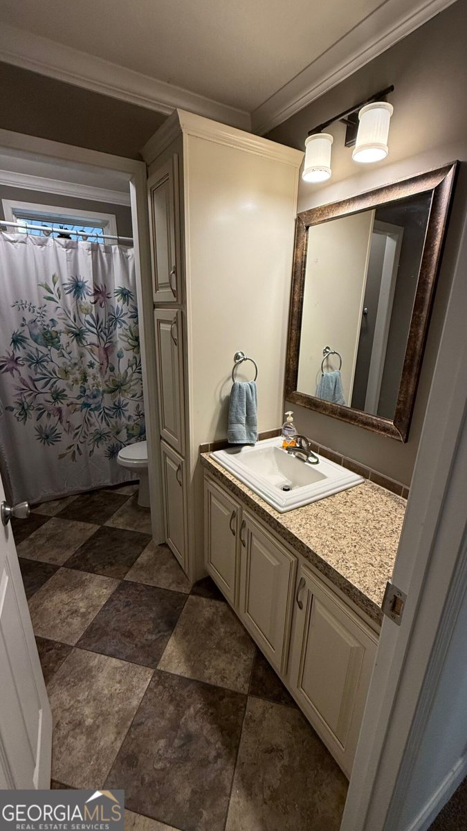 543 Lakeshore Drive Jackson - 25