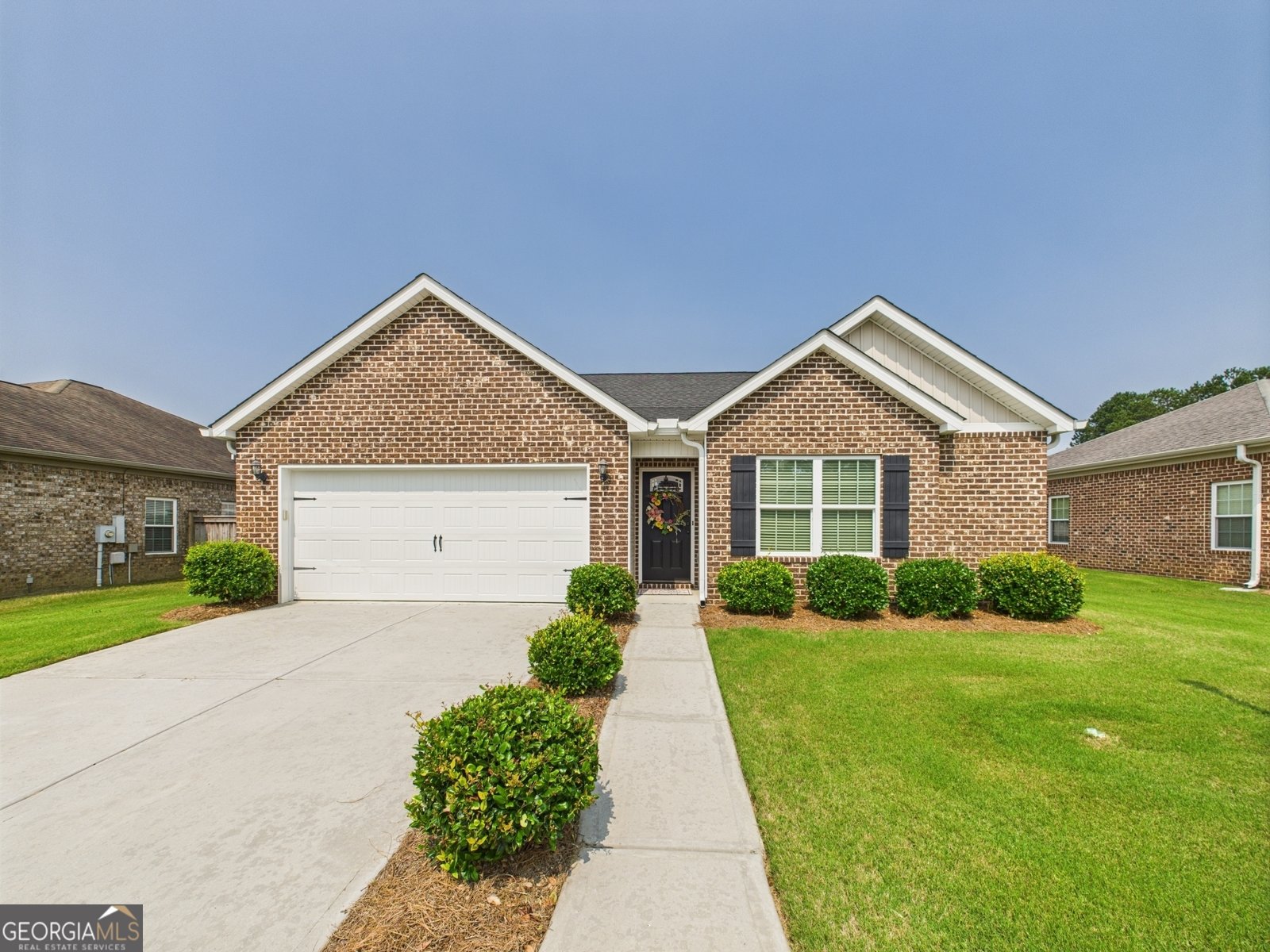 219 Cottage Circle Byron - 1