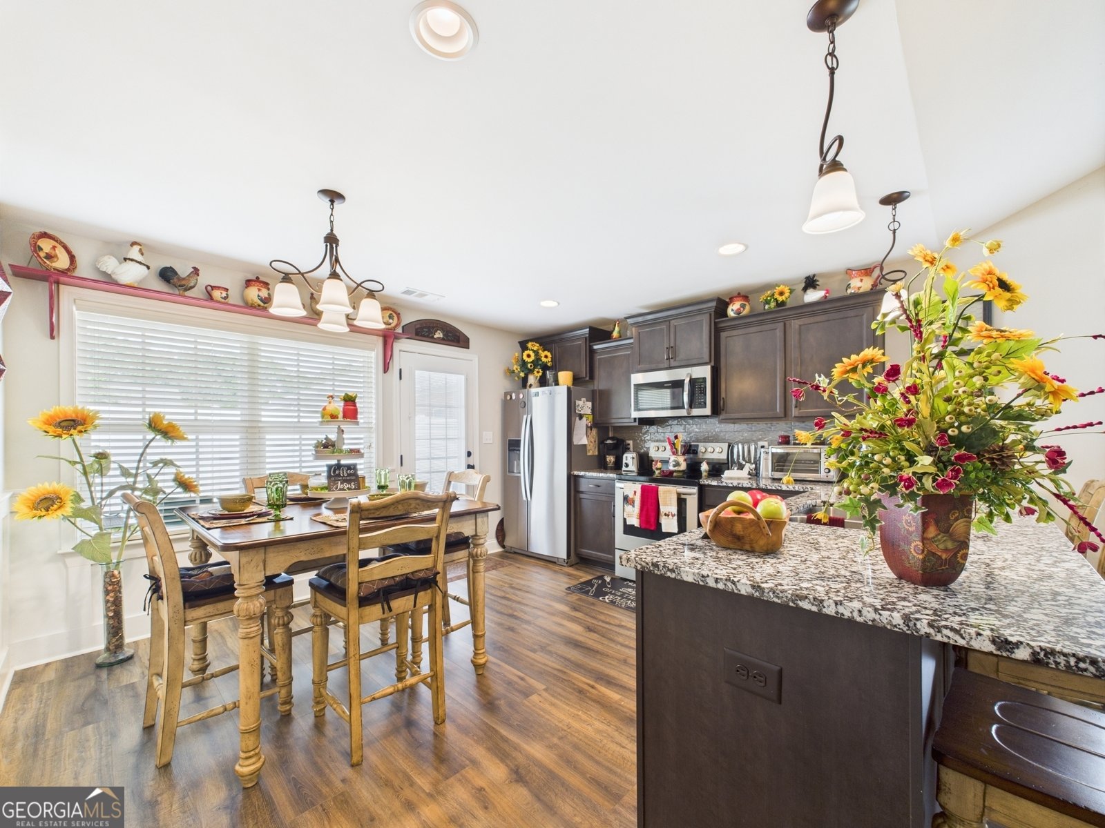 219 Cottage Circle Byron - 10