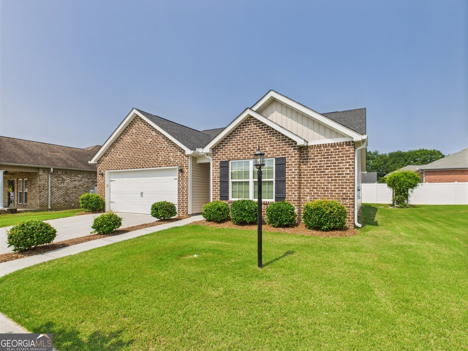 219 Cottage Circle Byron - 2