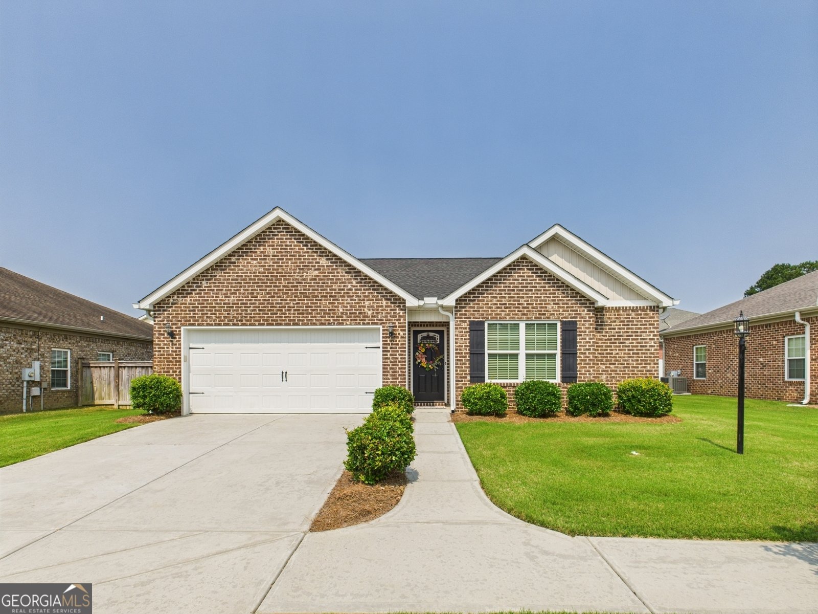 219 Cottage Circle Byron - 32