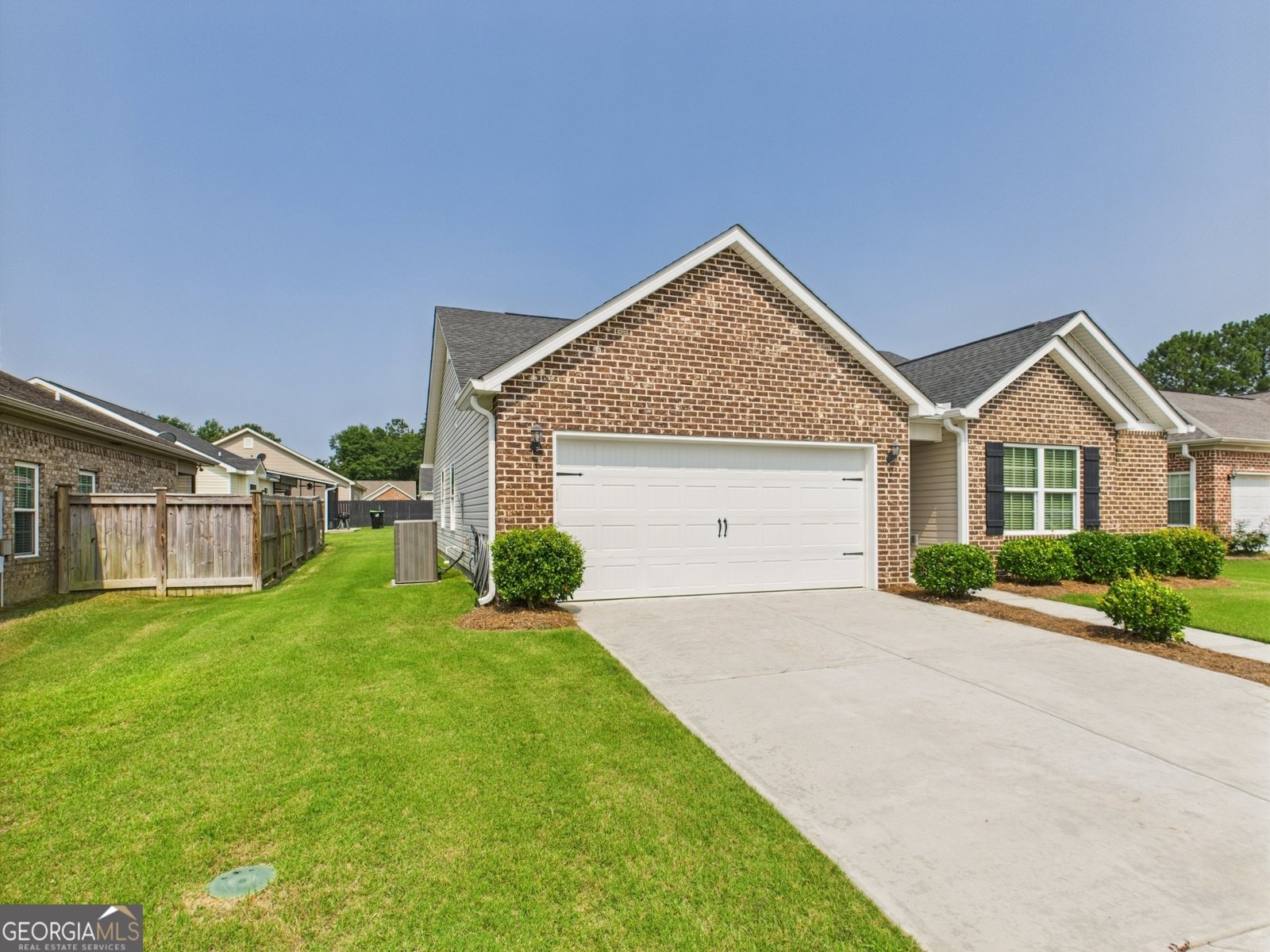 219 Cottage Circle Byron - 33