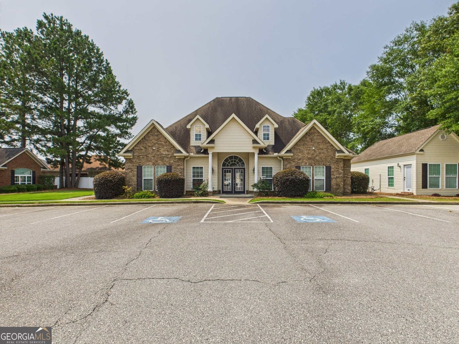 219 Cottage Circle Byron - 34