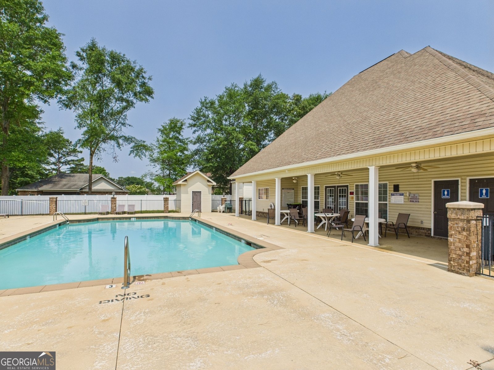 219 Cottage Circle Byron - 36