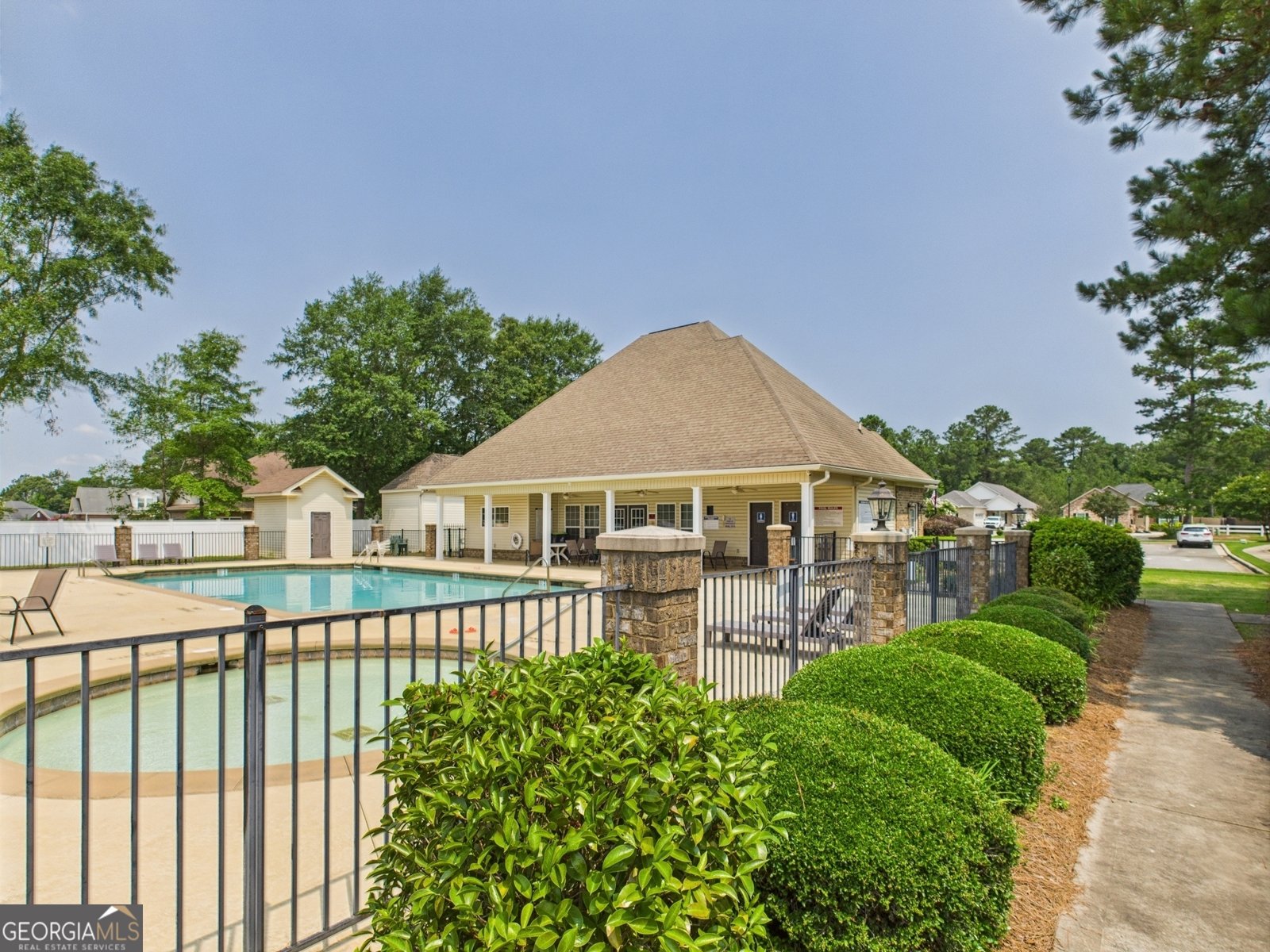 219 Cottage Circle Byron - 38