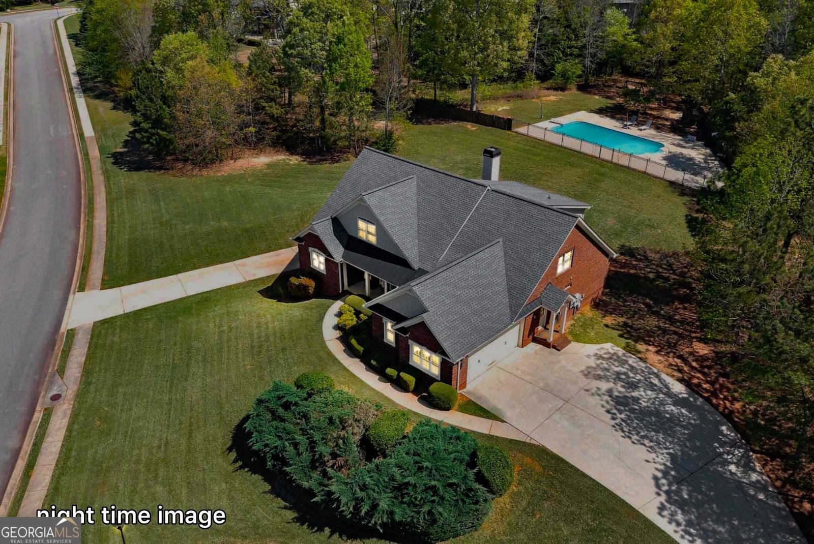 7804 Gusty Trail Douglasville - 54