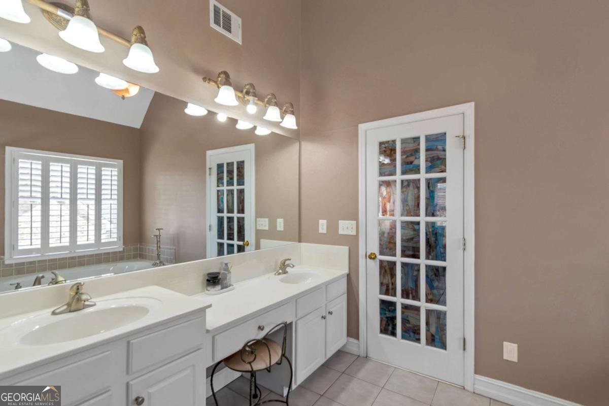 5810 Old Mill Trace Lithonia - 41