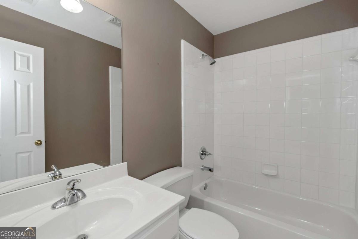 5810 Old Mill Trace Lithonia - 47
