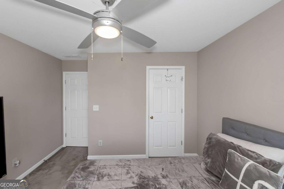 5810 Old Mill Trace Lithonia - 50