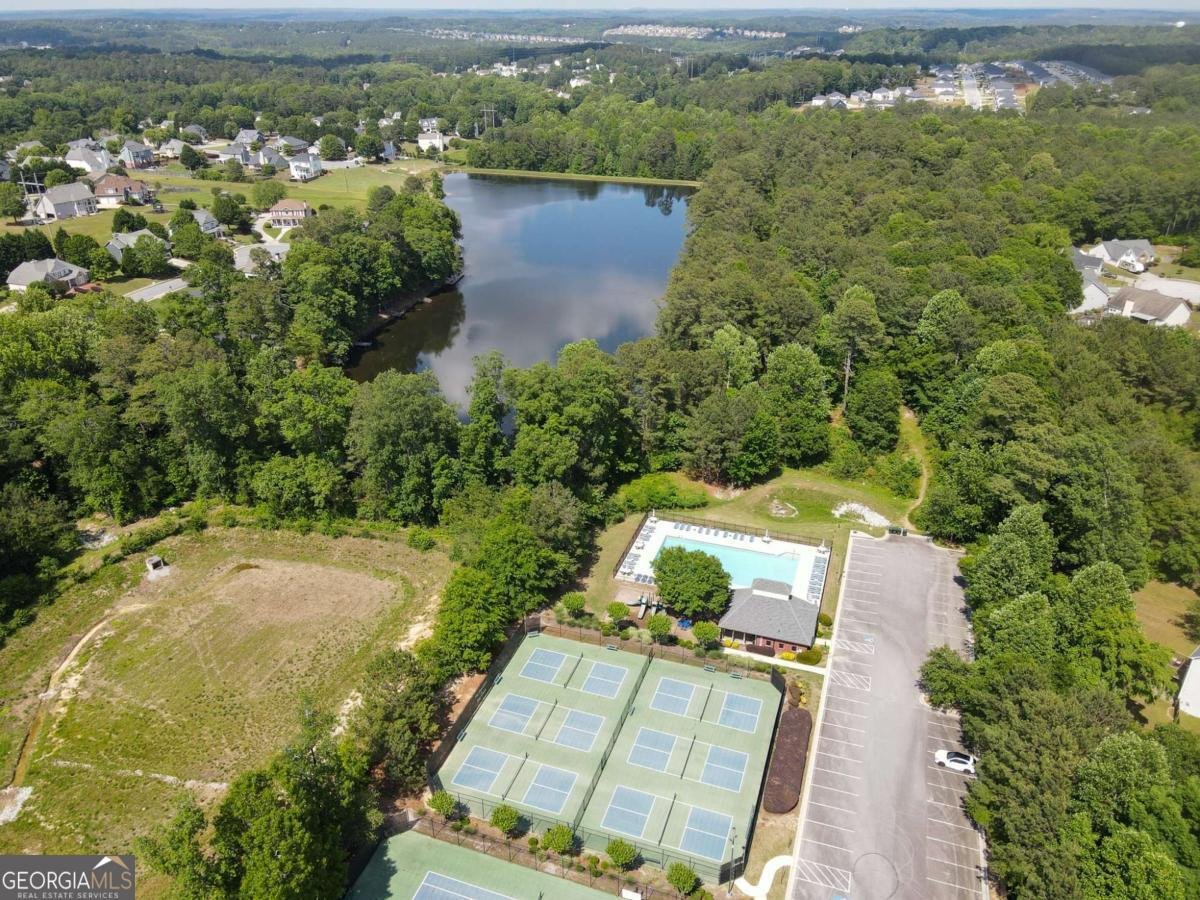 330 Bay Grove Road Loganville - 68
