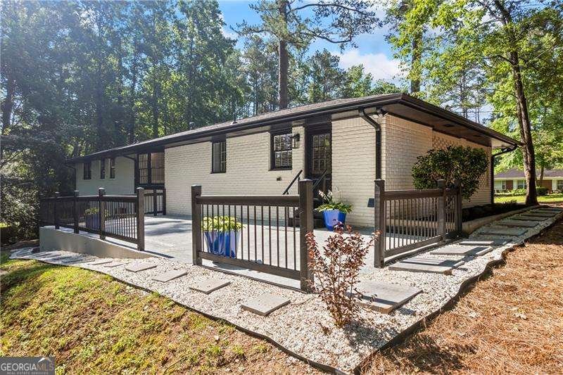 1582 Pine Circle Austell - 16