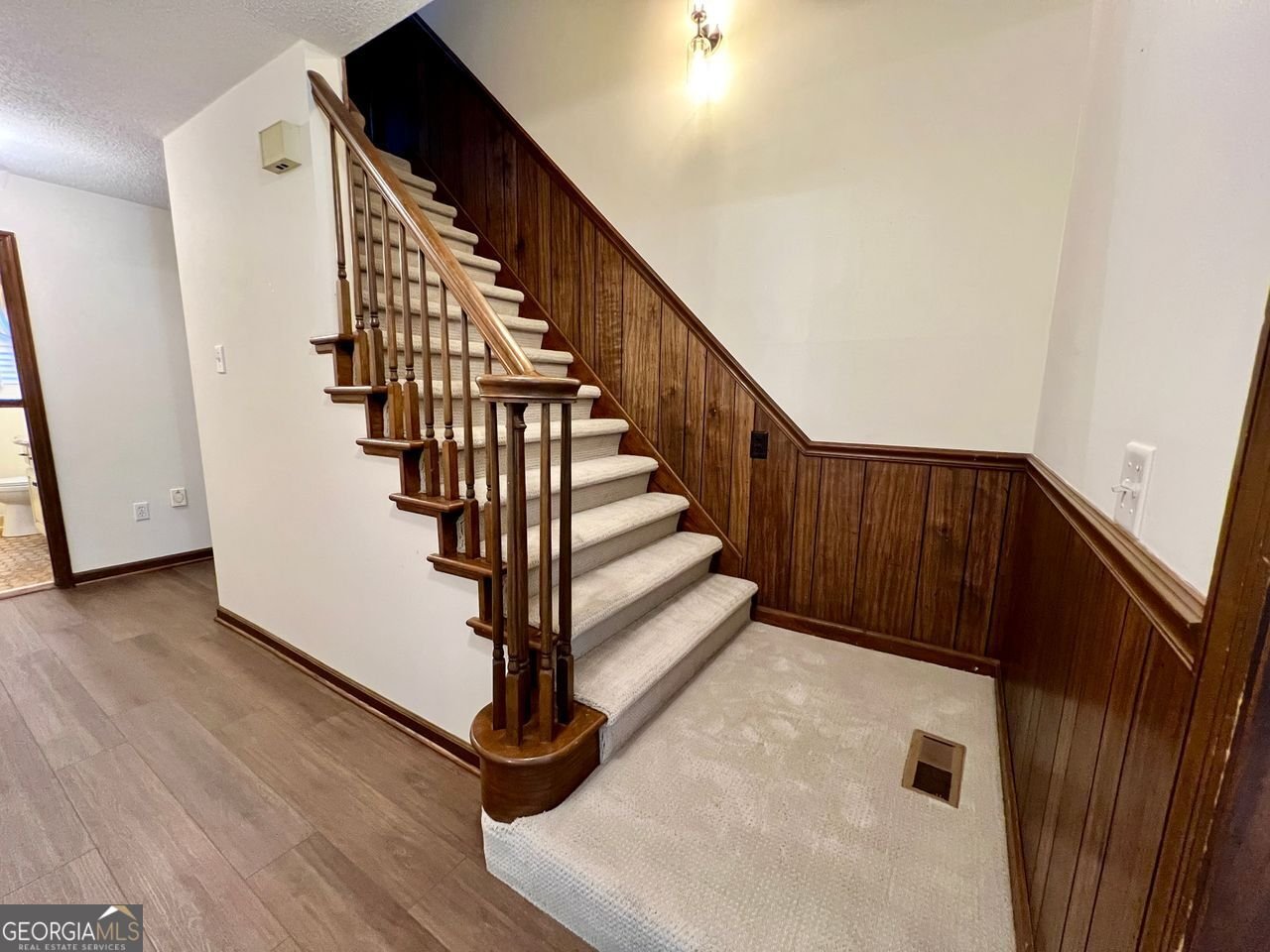 138 PONDEROSA Drive Dallas - 17