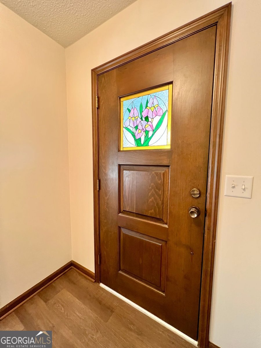 138 PONDEROSA Drive Dallas - 3