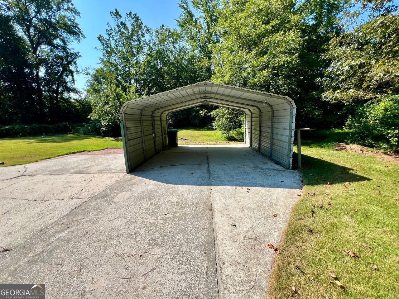 138 PONDEROSA Drive Dallas - 42