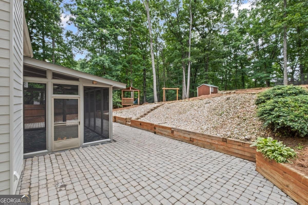 125 Sable Pointe Drive Milton - 17