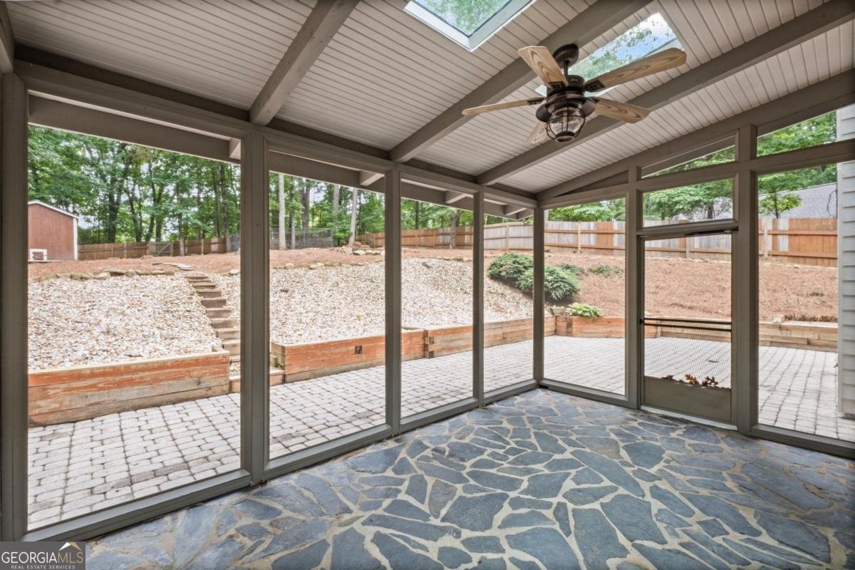 125 Sable Pointe Drive Milton - 18