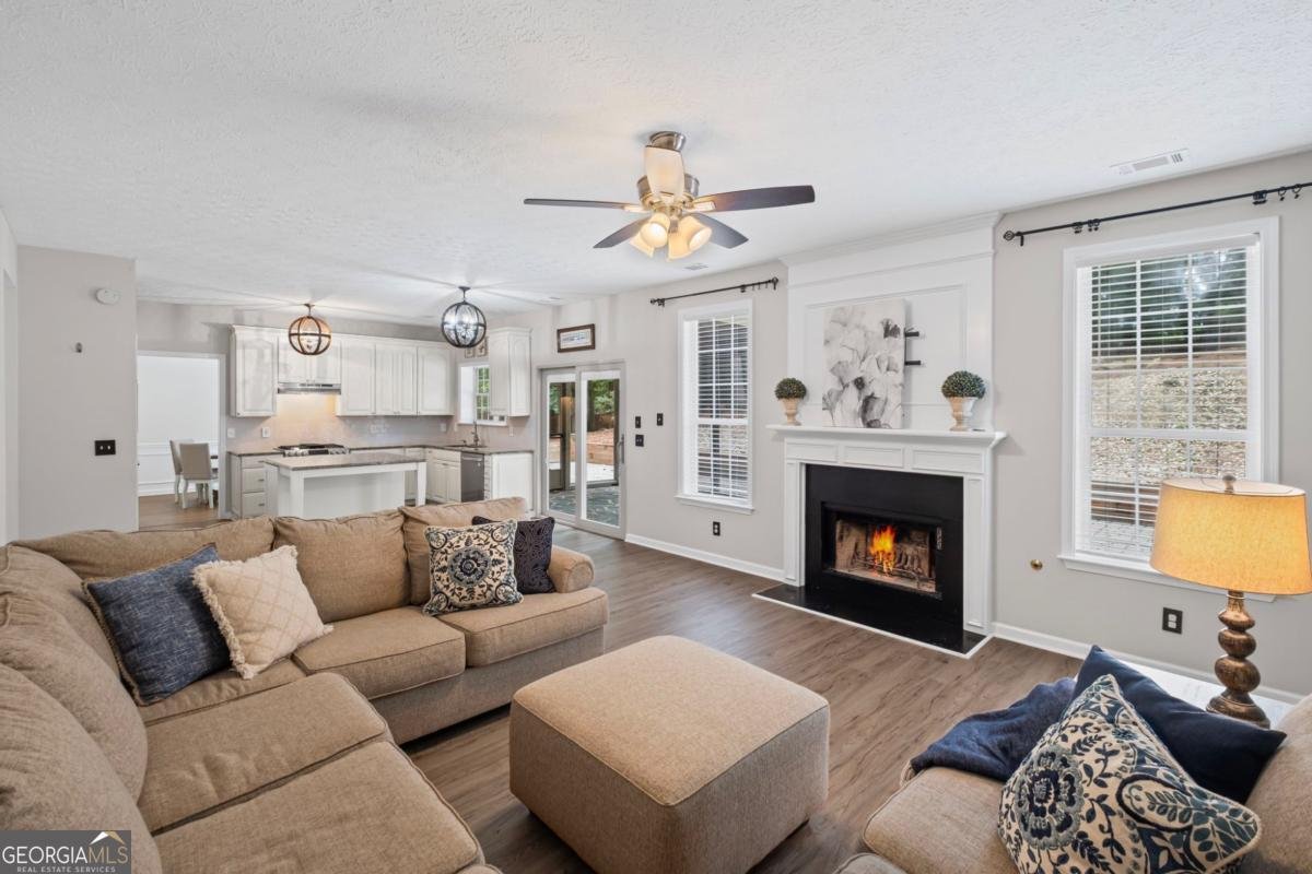 125 Sable Pointe Drive Milton - 2