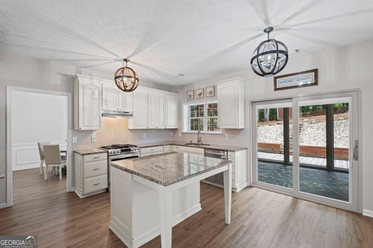 125 Sable Pointe Drive Milton - 3