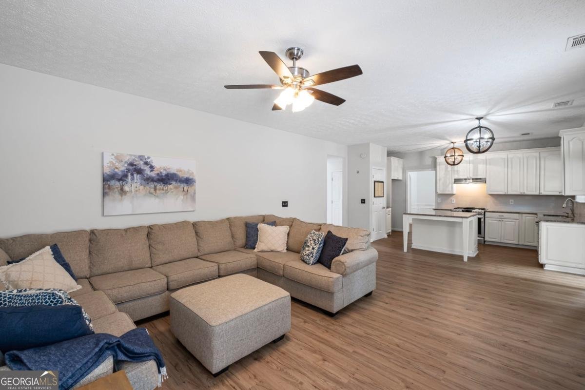 125 Sable Pointe Drive Milton - 5