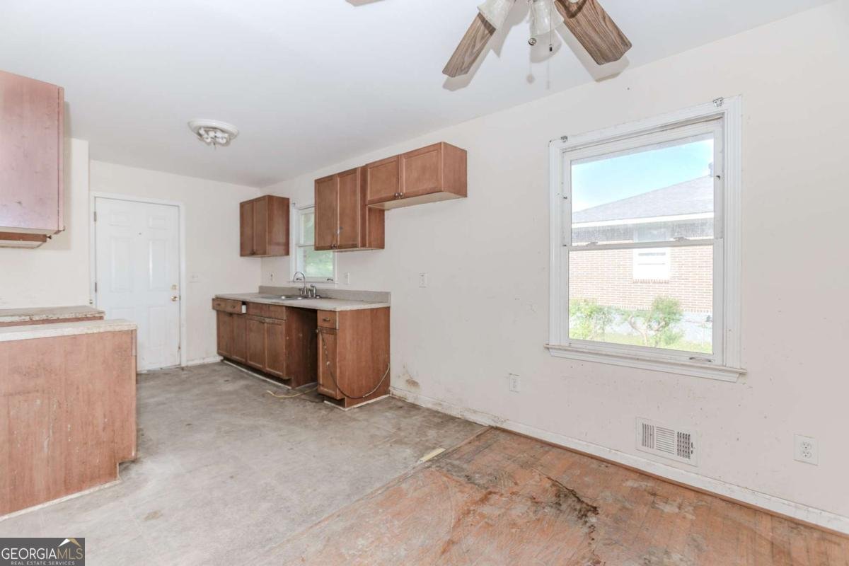 1167 Sanders Drive Morrow - 7