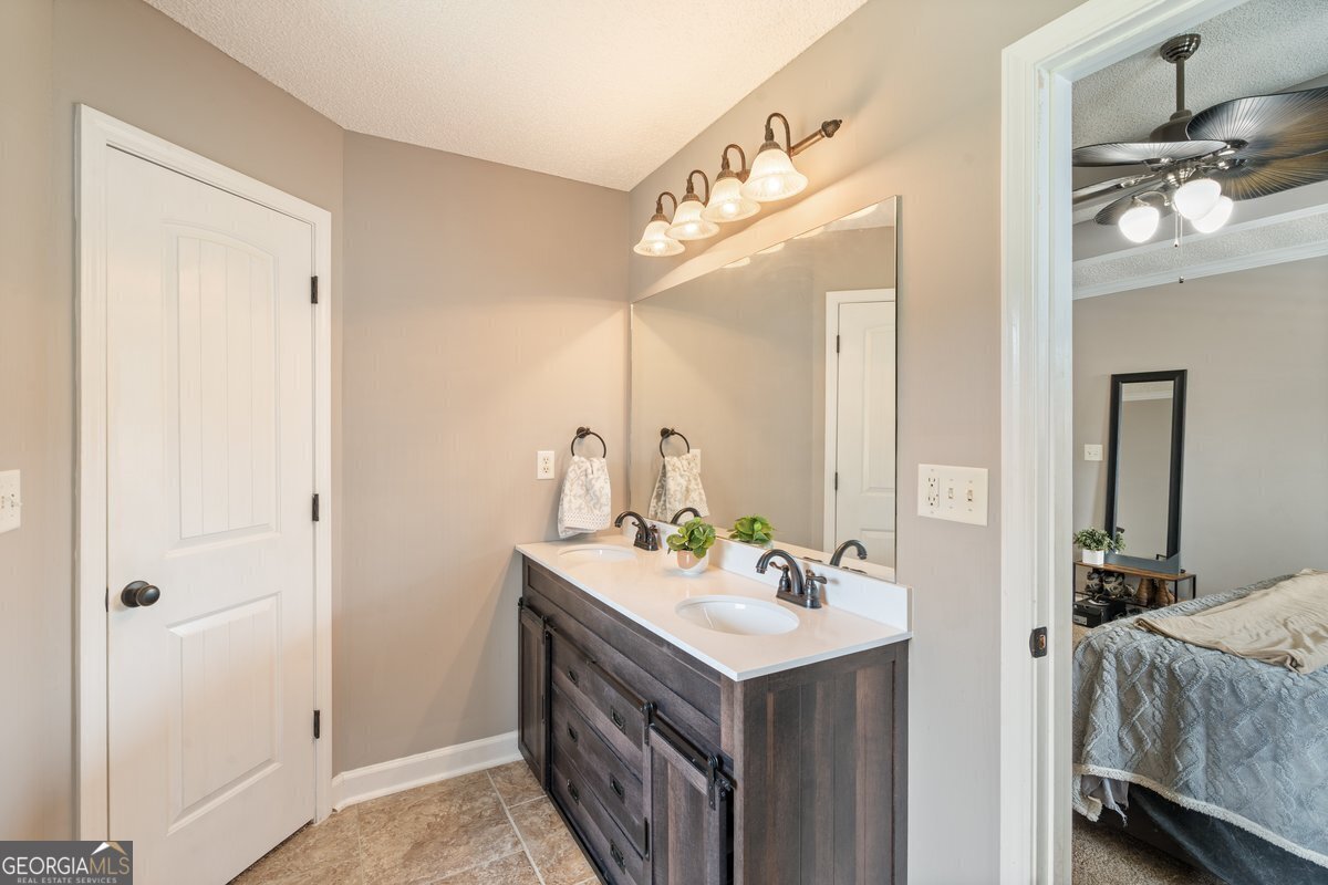210 Pebblestone Drive Bloomingdale - 11