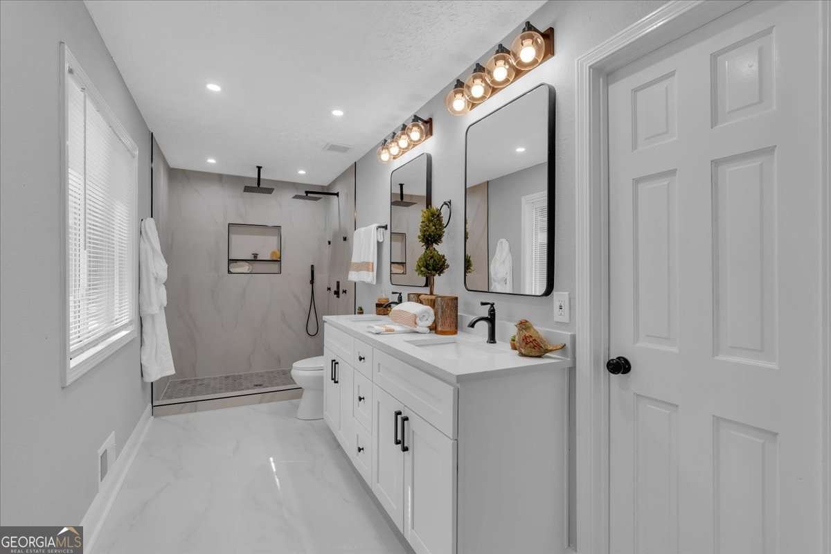 4492 Riverwood Circle Decatur - 28