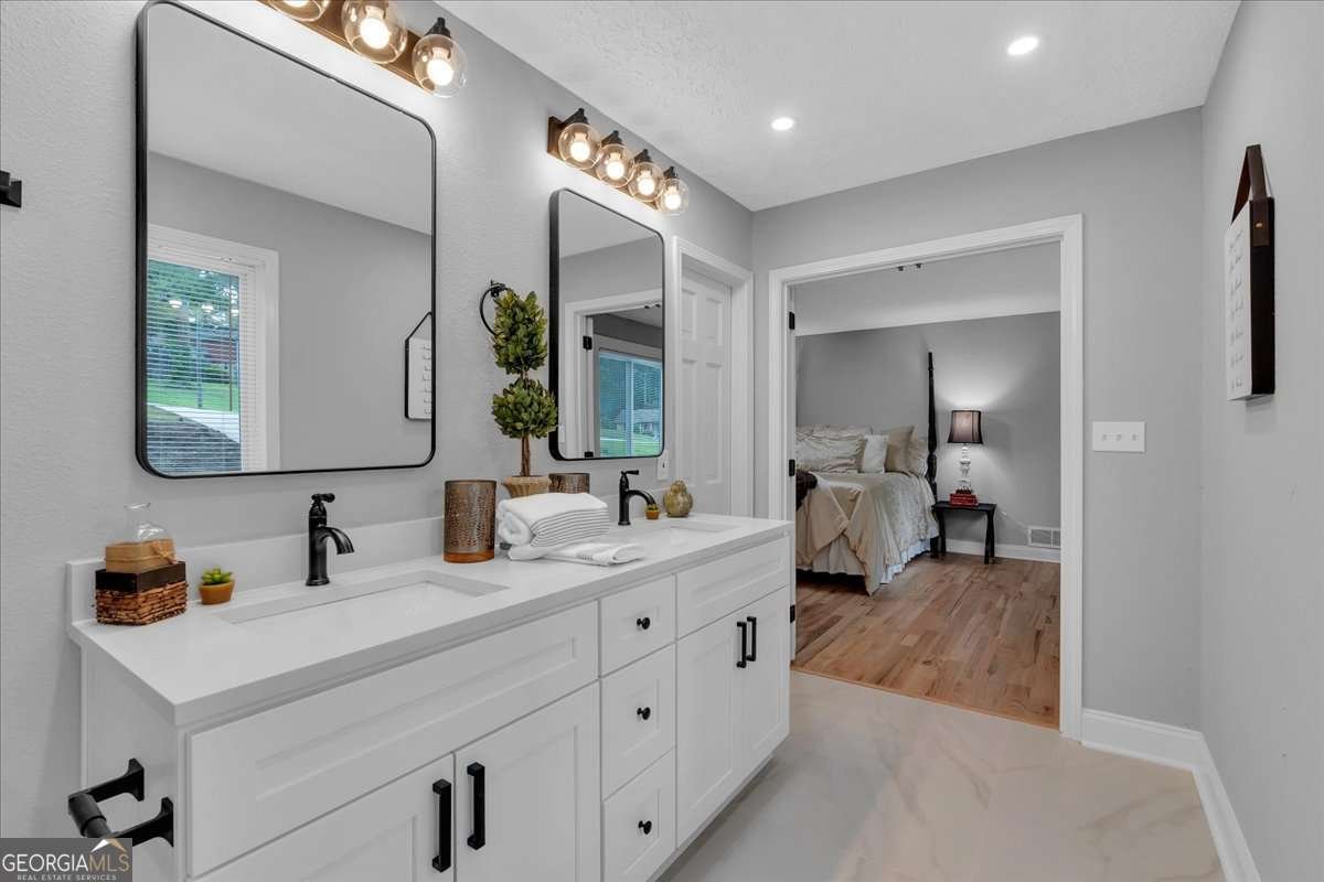 4492 Riverwood Circle Decatur - 31