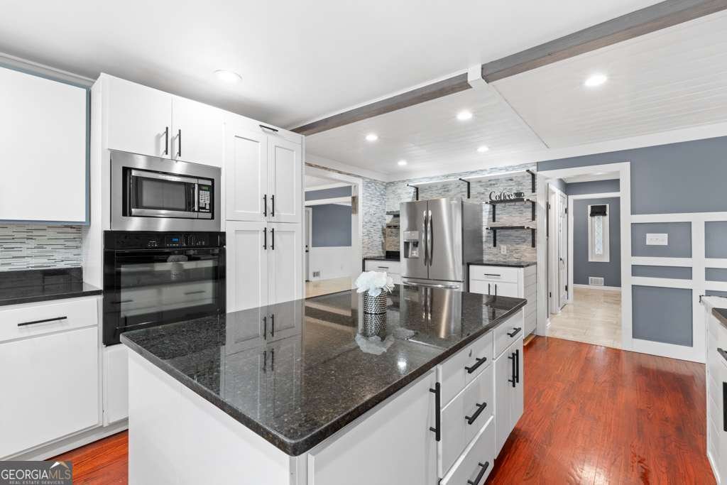 1647 Grandeus Lane Stone Mountain - 4