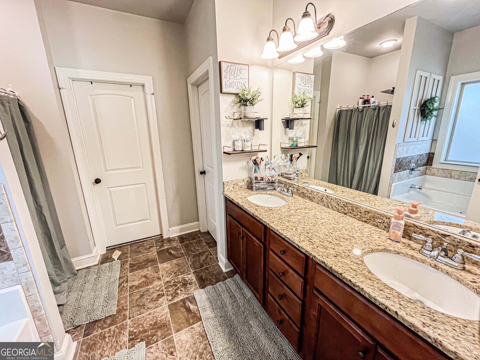 125 Kayla Court Locust Grove - 33