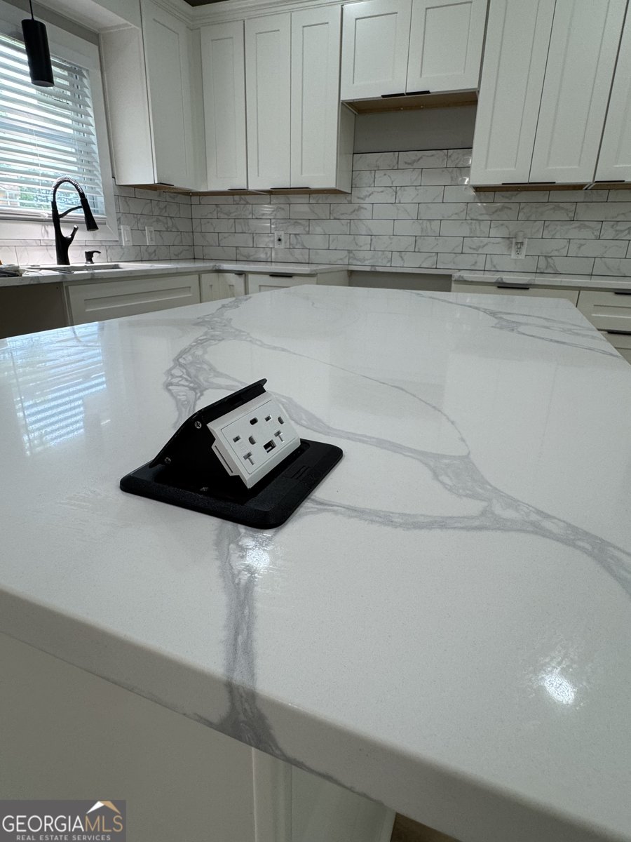 1340 Stoneleigh Way Stone Mountain - 13